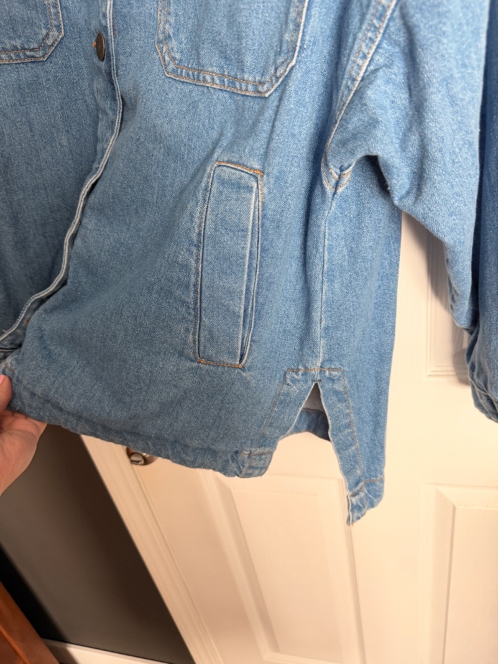Free People We The Free Oversized Denim Shacket Jacket Small Blue Utility - Picture 4 of 5